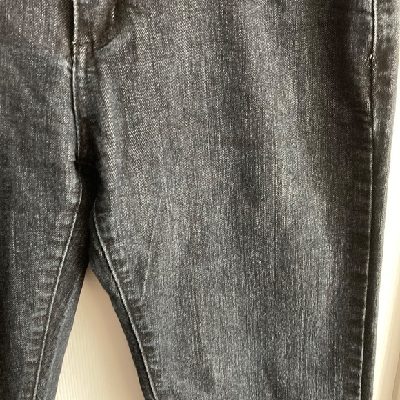 Request jeans size 6 Boot cut legs - Picture 2 of 6